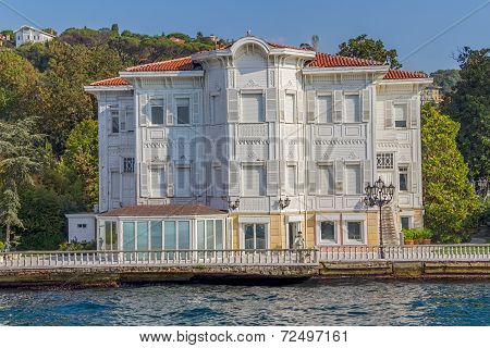 Kanlica Istanbul - view from the Bosphorus