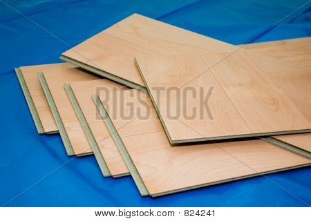 DIY Projekt: Laminat Dielen (ungebrauchten und Schnitt)
