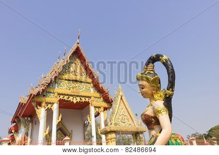Phra Mae Thorani statue