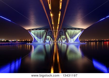 Al Garhoud brug in Dubai