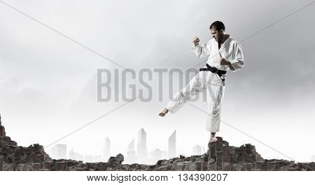 Krate man in action