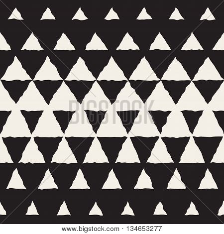 Vector Seamless Black And White Hand Drawn Triangle Halftone Pattern