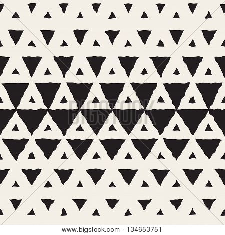 Vector Seamless Black And White Hand Drawn Triangle Halftone Pattern