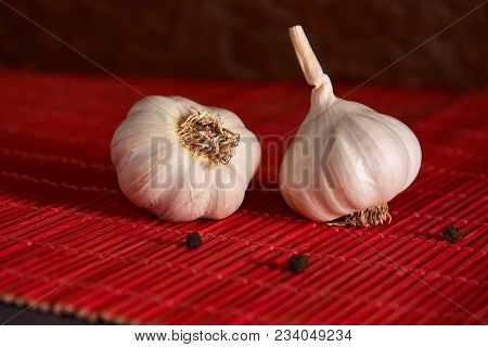 On The Table, Seasonings: Garlic And Black Pepper Peas