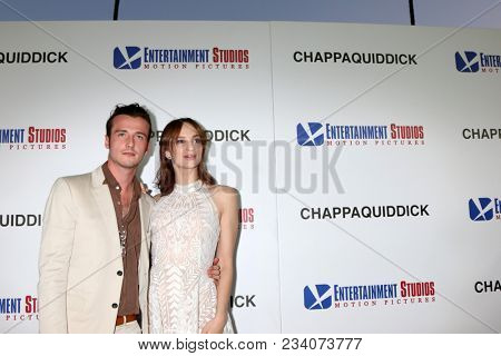 LOS ANGELES - MAR 28:  Michael Richardson, Ruby Modine at the 