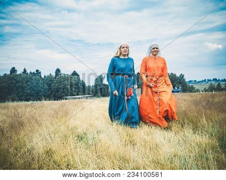 Ritter Weg, Russia, Morozovo, April 2017: Reconstruction Roleplay Festival. Women In Medieval Long D