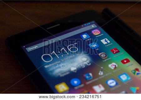 Ryazan, Russia - March 21, 2018 - Mobile Apps Icons With Logos Of Facebook, Instagram, Paypal, Vk An