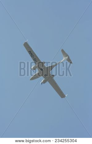 Hs-dww, Private Diamond Da-42 Twin Star