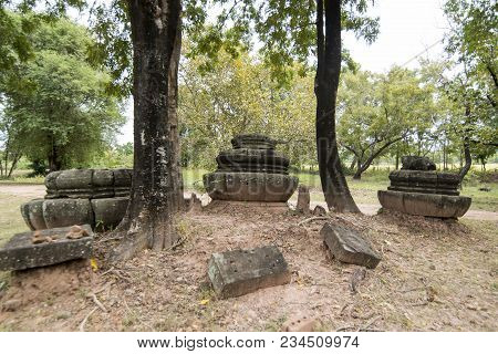 Thailand Buriram Khmer Ruins Prang Ku Suan Taeng