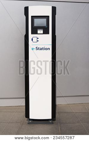 Dresden, Germany - April 2 2018: Electric Car Charging Station In Front Of The Volkswagen Glaserne M