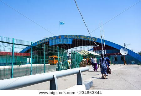 Entry Towards Kazakhstan Security Entry Point In Korday, From Kyrgyzstan 31.07.2017
