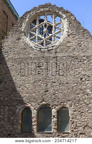Winchester Palace, Rose Window, London, United Kingdom.it Was A 12th-century Building Which Served A