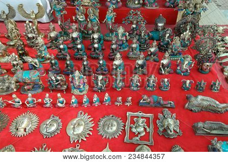 Sculptures And Figurines Of Buddhist And Tibetan Gods