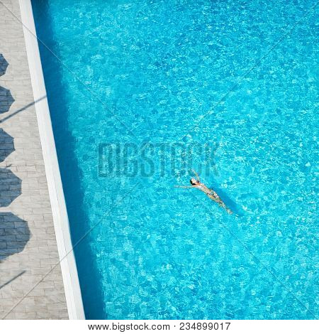 Big Beautiful Outdoor Water Pool