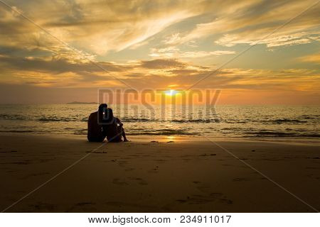 Summer Landscape With Young Caucasian  Tourist Couple On Tropical Koh Kradan Island  In Thailand. Ho