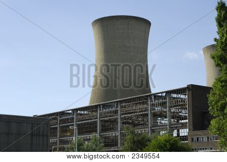 Старая электростанция