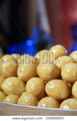 Luqaimat, Awwama, Or Luqmat Alqadi, Arabic Sweets