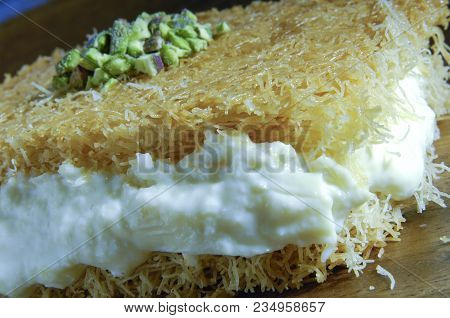 Osmaliya, Arabic Sweets For Ramadan And Eid