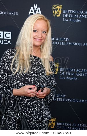 LOS ANGELES - WRZ 17: Lucy Davis przybywa w 9 dorocznej nagrody BAFTA Los Angeles TV Tea Party. w L'Erm