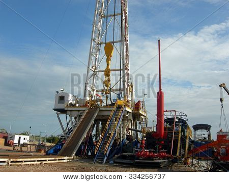 Land Drilling Rig Operations In Tanzanian Oil Field.