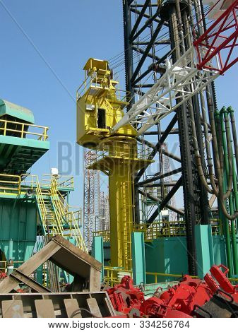 Rebuild And Commissioning Of Jack Up Rig In Uae.