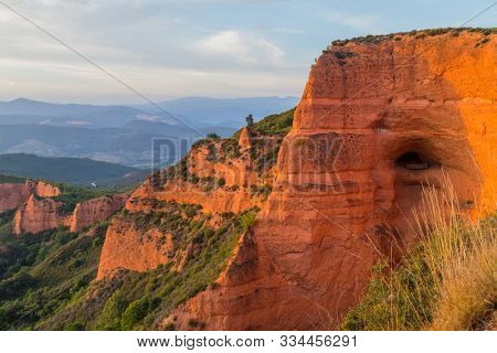 View of Las Medulas historic mining site, Las Medulas Natural Park, El Bierzo, Spain