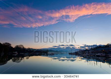 Fluss-Sunrise
