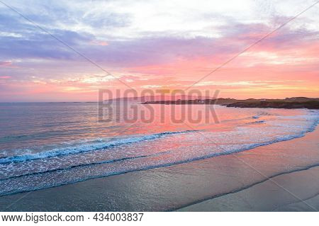 Maghery Beach Towards Aran Island - Arranmore - County Donegal, Ireland