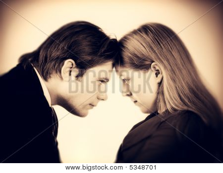 男性と女性の競合