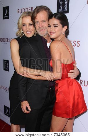 LOS ANGELES - OCT 7:  Felicity Huffman, William H Macy, Selena Gomez at the 