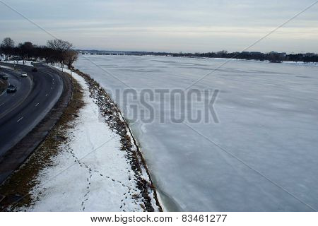 Frozen Potomac River in DC