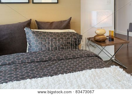 Modern Luxury Bedroom With Pillows And Lamp