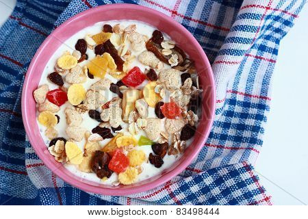 homemade muesli with yogurt