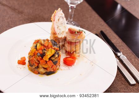 chicken with salad