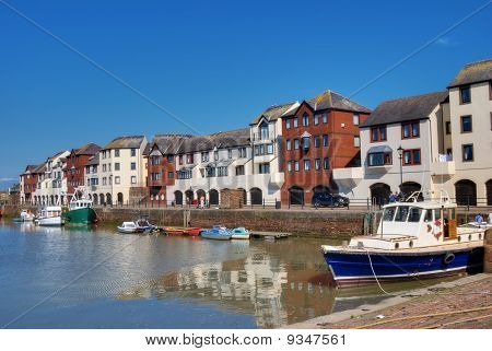 Både i Maryport Harnour, Cumbria, England