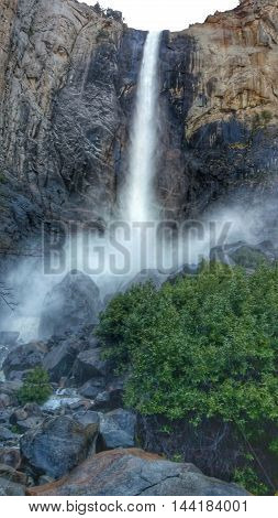 Bridalveil fall in spring, Yosemite Valley, Yosemite National Park