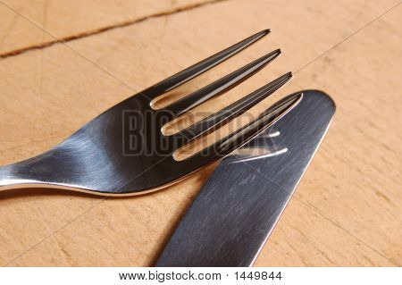 ส้อมและมีด