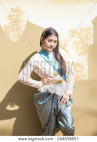 Asian Thai Girl Pround To Thai Vintage Costume