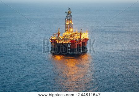 offshore oil and gas platform with illumination