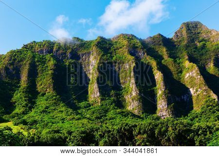Mountain Chain On Oahu, Hawaii