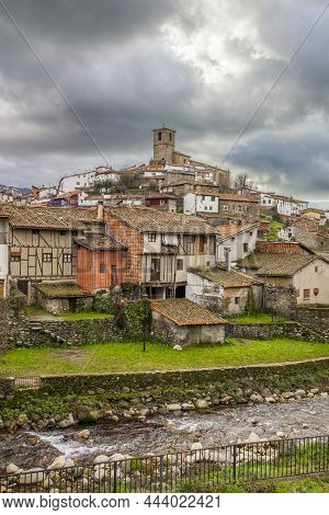 River Running Beside Hervas, Ambroz Valley Village. Caceres, Extremadura, Spain
