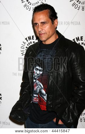 LOS ANGELES - huhti 12: Maurice Benard saapuu yleinen sairaala juhlii 50 vuotta - Paley klo