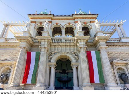 Entrance To Castle Garden Bazaar (varkert Bazar) At Royal Palace Of Buda In Autumn, Budapest, Hungar