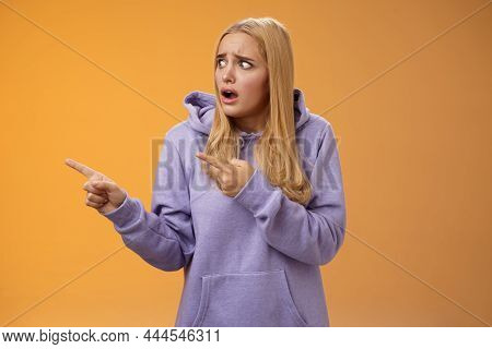 Concerned Freak-out Panicking Funny Blond Girl Gasping Pop Eyes Drop Jaw Pointing Left Shocked Stunn