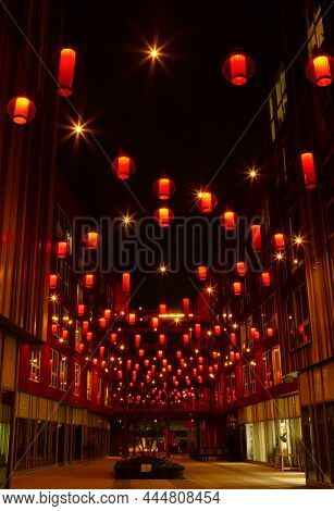 Los Angeles, Ca - December 15 2021:  Chinese Lanterns Hanging In Chinatown Los Angeles