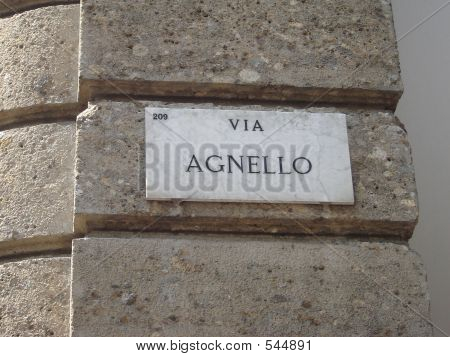 Přes Agnello