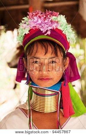 Long Neck Woman In Thailand
