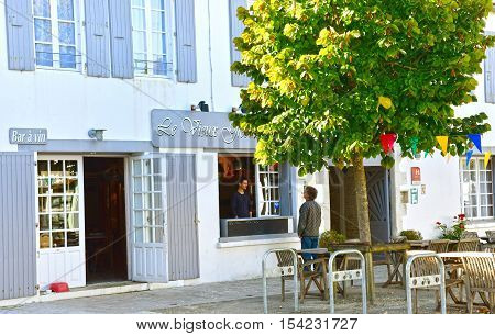 La Couarde sur Mer France - september 26 2016 : restaurant in the picturesque village in autumn