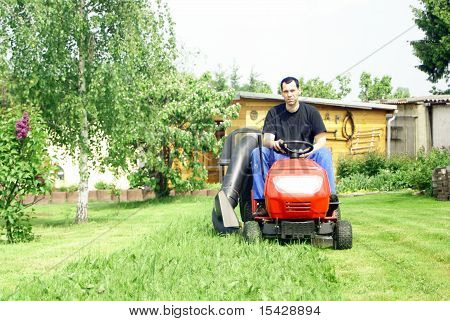 Plænetraktor