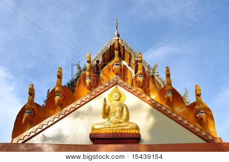 Buddha-statue og bændler